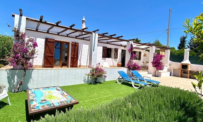 Loule Cottage | Authentic Mediterranean cottage with jacuzzi for relaxing vacation