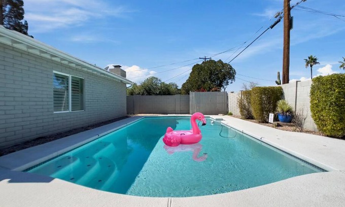 Cox Heights House | Authentic Old Town Scottsdale Gem W/ Pool-BBQ-Yard