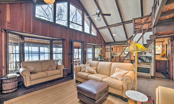 Shelby Cabin | Authentic Retreat w/Private Dock on Coosa River!
