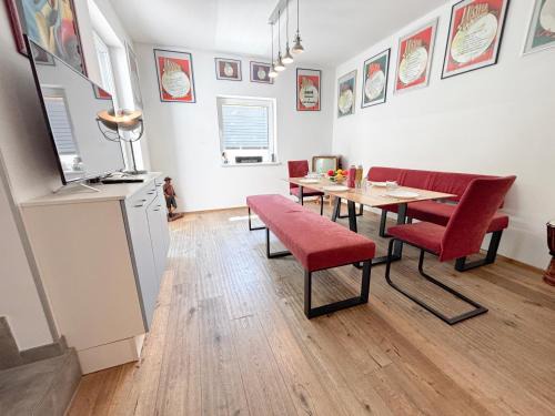 Favoriten House | Avío House, 3 Bedrooms, Garden area, Terrace