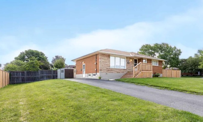 Grimsby House | Avadeen home-a cosy 3 bedroom getaway