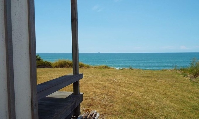 Pukehina House | Available Now for your short summer break!