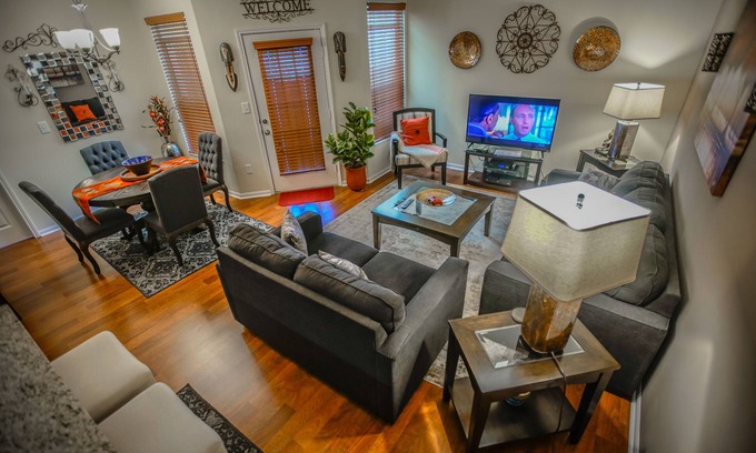 Clearwater Condo | Avalon At Clearwater. Renovated, 2 Bedroom,2 Bath Condo. NEAR CLEARWATER BEACHES