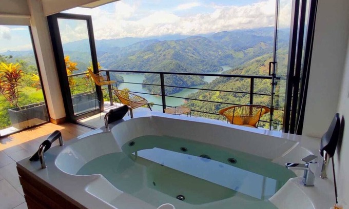 Samana Hotel | Avaní Boutique Hotel