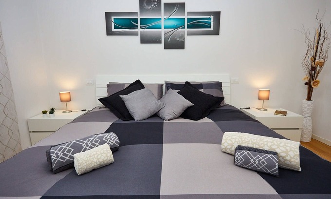 Aviano Apartment | AVIANO CENTER COMFORTABLE LUXURIOUS FREE PARKING WIFI