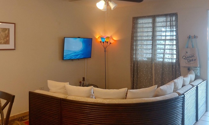 Rio Grande Apartment | Avocado Grove recently renovated two bedroom apt