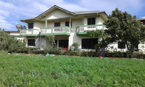 Nuwara Eliya House | Avon Field Holiday Bungalow