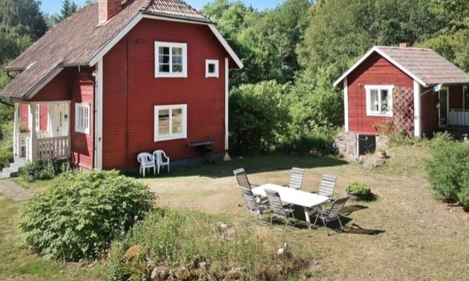 Vasteras House | Away from it all Unique vacation accommodation on a private island Small motorboat included in the rent