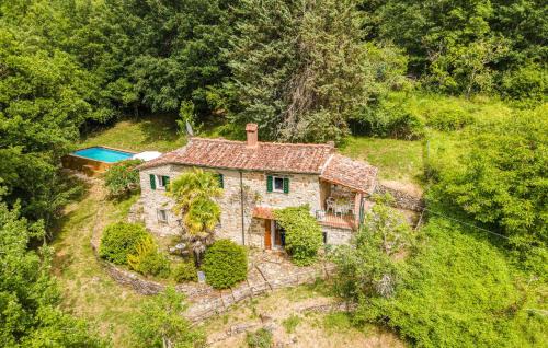 Castelnuovo di Val di Cecina House | Awesome Home In Castelnuovo Val Di Cec
