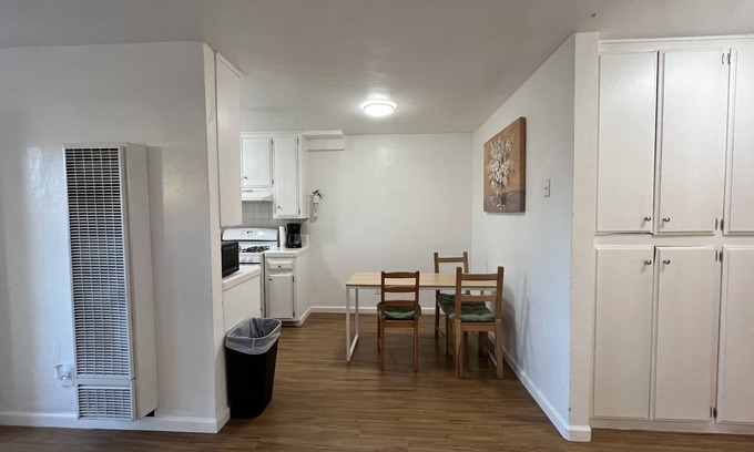 National City Apartment | Awesome 2 Bed w/ Free Parking