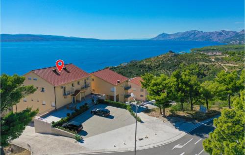 Bratus Apartment | Awesome Apartment In Krvavica