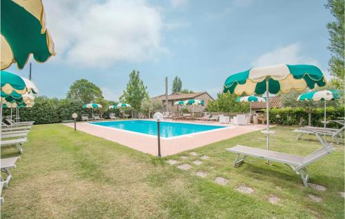 Collesanto Apartment | Awesome Apartment In Magione With Wifi