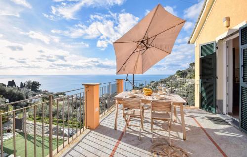 Recco Apartment | Awesome Apartment In Recco With Kitchen