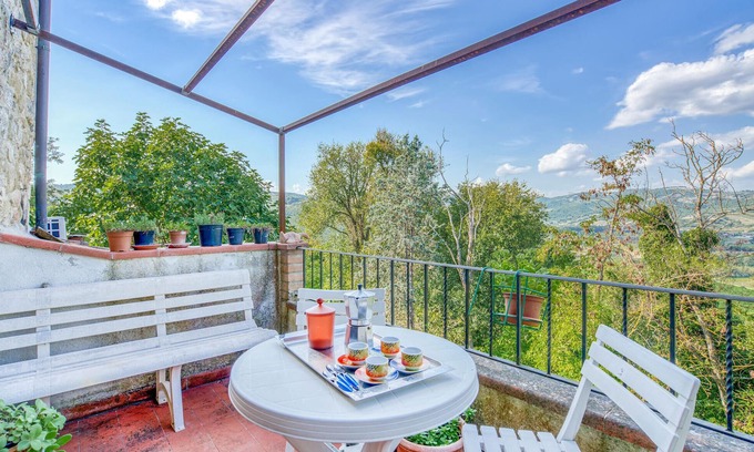 Bivio Lugnano House | Awesome home in Città di Castello -PG-