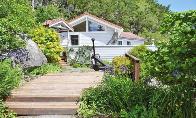 Fister House | Awesome home in Fister with WiFi