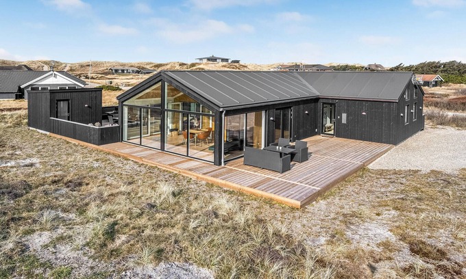Harboore House | Awesome home in Harboøre with kitchen