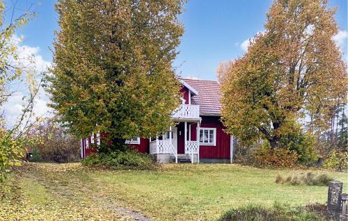 Tingsryd House | Awesome Home In Hunnamåla With Wifi
