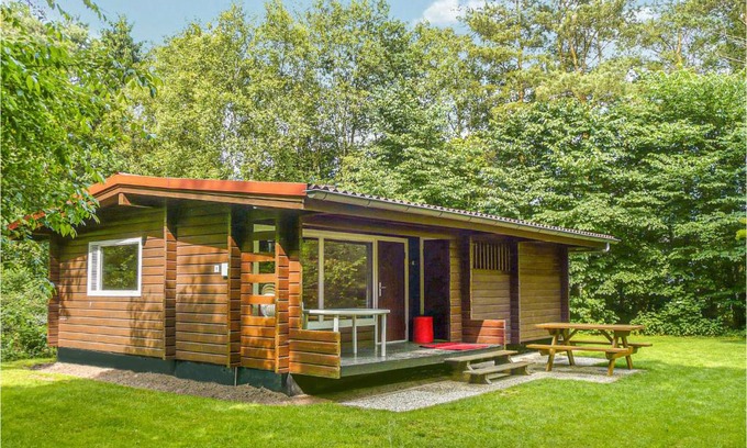 Meppen House | Awesome Home In Meppen With Wifi