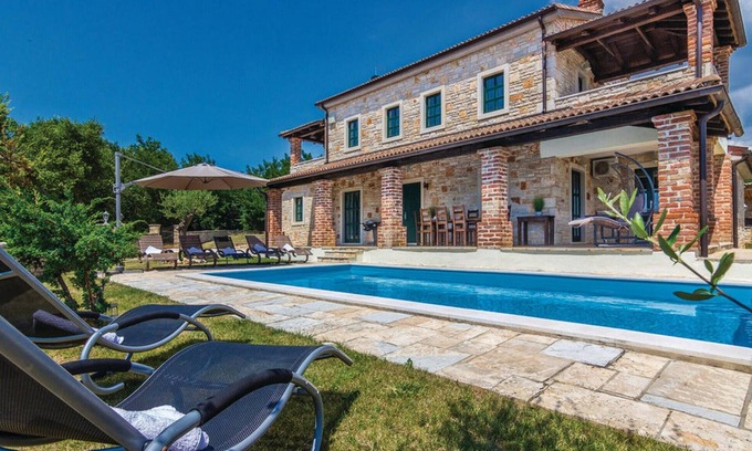 Mofardini House | Awesome home in Radetici