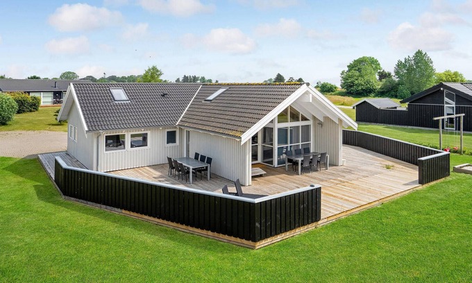 Spodsbjerg House | Awesome home in Rudkøbing with sauna