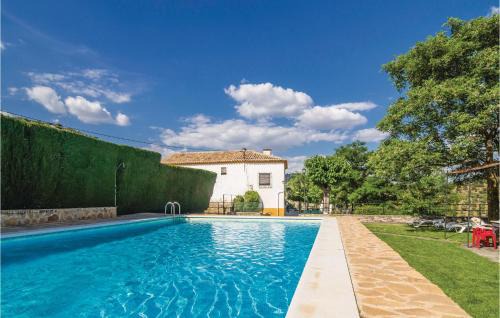 Rute House | Awesome Home In Rute With Kitchen