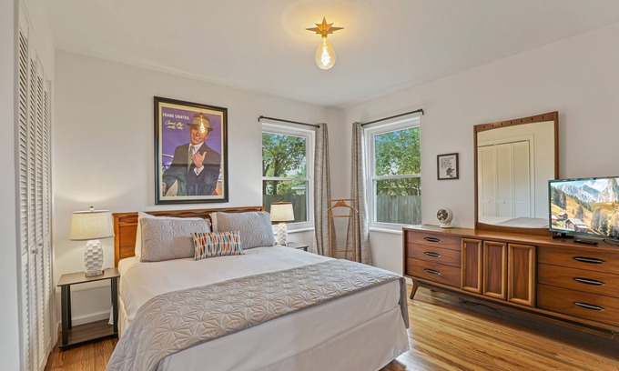 McKinney House | Awesome House & Minutes from Historic Downtown McKinney!