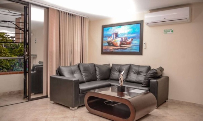 Astorga Apartment | Awesome Two Bedroom Balcony AC Hot Tub