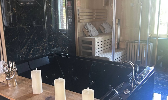 Bellicourt Apartment | Axis St Quentin Cambrai, full private accommodation, sauna, spa, breakfast included