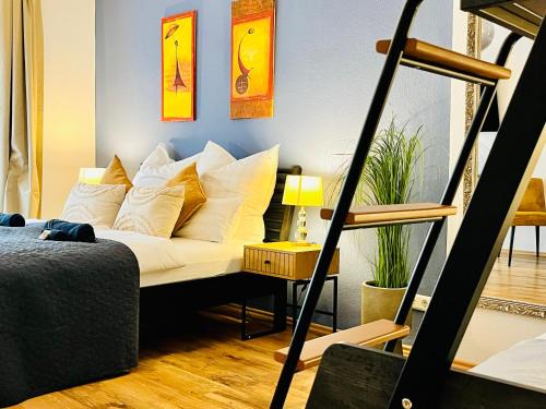 Marburg Apartment | AyCatcherHomes - Top Lage I 4 Personen I Zentral I Altstadt Marburg I Nähe Fluss Lahn I Boutique Apartment PERA