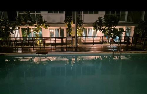 Pusat Komersil Lee Ling Apartment | Ayesha Metrocity Staycation N-02 & N-5-03