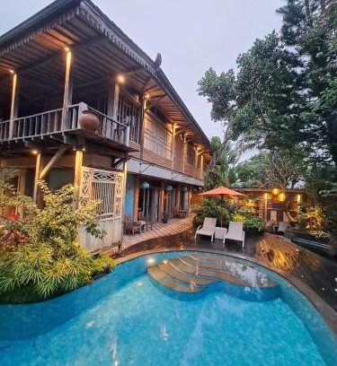 Kutuh Kaja Villa | Ayu Dira Heritage House