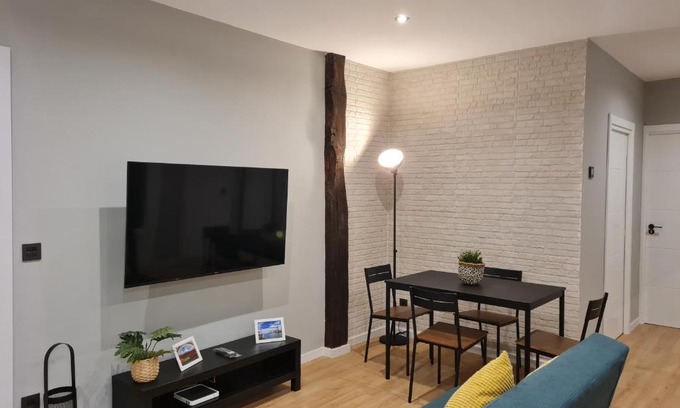 Uribarri Apartment | Ayuntamiento PARKING gratis. Auto check-in.