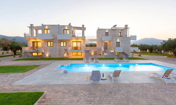 Paralia Villa | Azari Lifetime Memories Villa 2