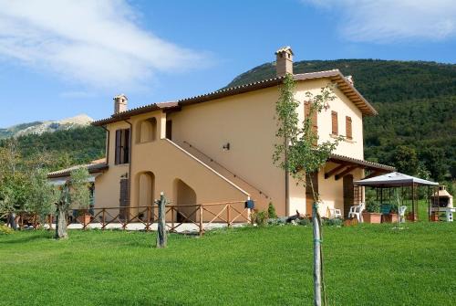 Gualdo Tadino House | Azienda Agrituristica Bocci
