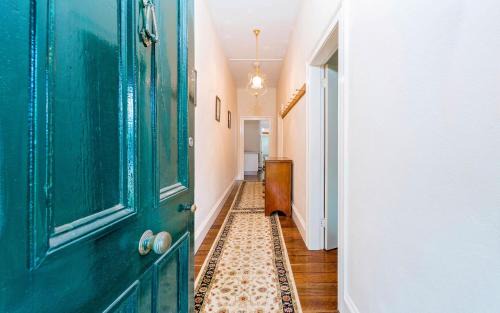 Grafton Apartment | Azile 1875 Heritage Victorian Duplex