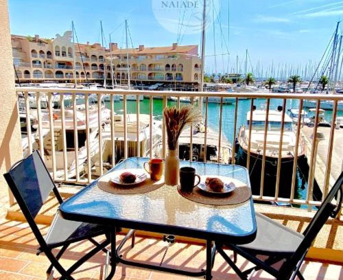 Toulon - Hyeres Apartment | AZUR Appartement avec vue sur l'île de Port Cros