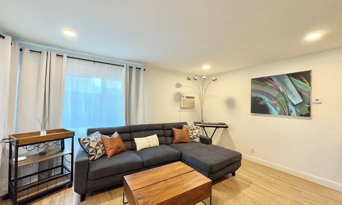 Concord House | Azure Abode with Wifi/AC Near Napa, SF, Hospitals & Bay Area!