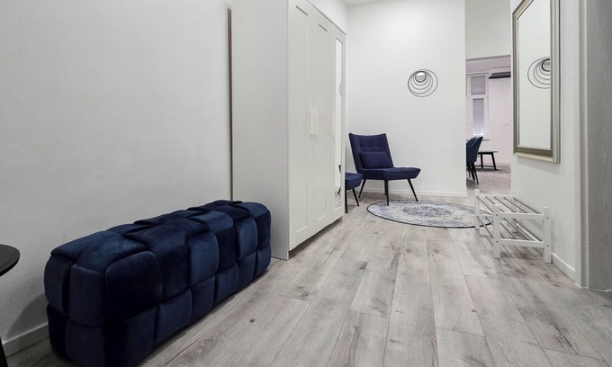 Terezvaros Apartment | Azure Dream Home Budapest