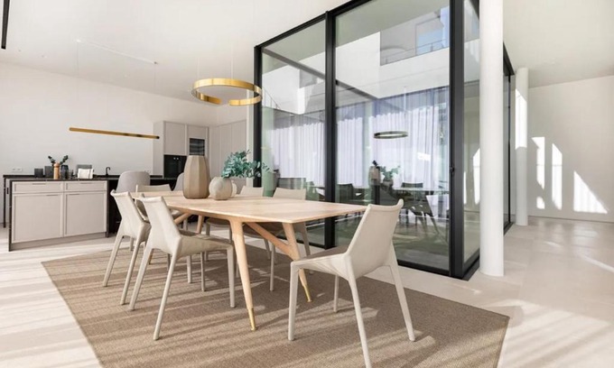 Genova Cabin | Azure Haven