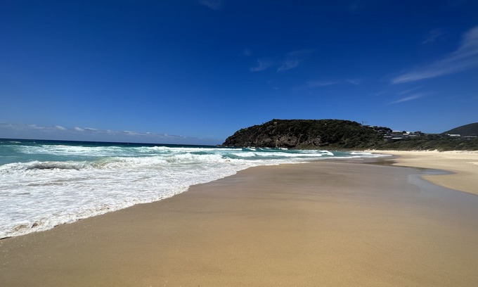 Boomerang Beach House | Azure on the Beach 2 Top 10 Beach House.