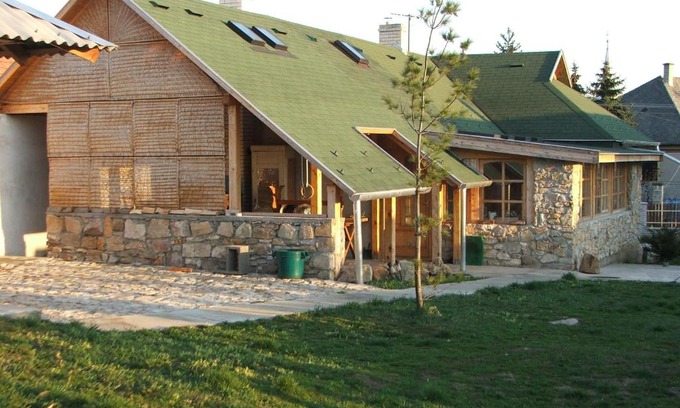 Legyesbenye House | BényeLak - Zöldorom kutya - és bababarát vendégház