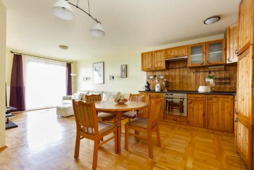 Torokor Apartment | Bíbor Apartment