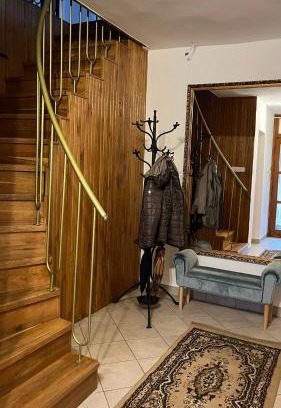 Sarvar Apartment | Bözsi Apartman