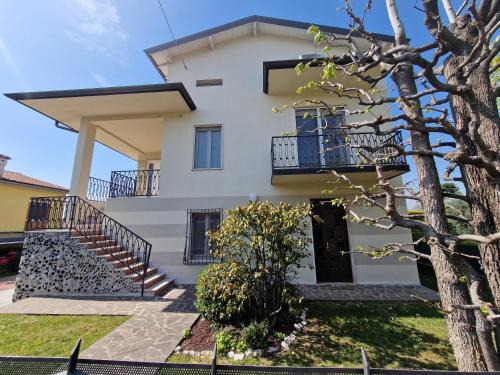 Adro Bed & Breakfast | B&B A due passi dal Lago
