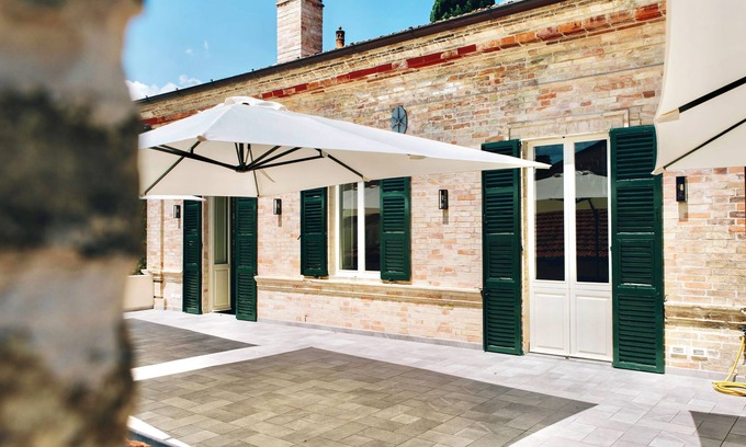 Falerone Bed & Breakfast | B&B Casa Castelli-Elegant Art Nouveau villa with garden in front of Roman theater