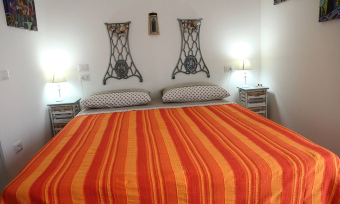 Crotone Bed & Breakfast | B&B Castello - room with private bathroom