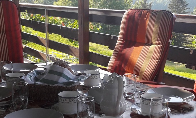 Babna Gora Bed & Breakfast | B&B Cerne