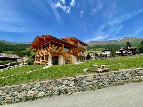 Antagnod Bed & Breakfast | B&B Eco Chalet Merlet