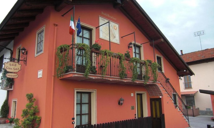 Cuneo Bed & Breakfast | B&B Gira-Sole