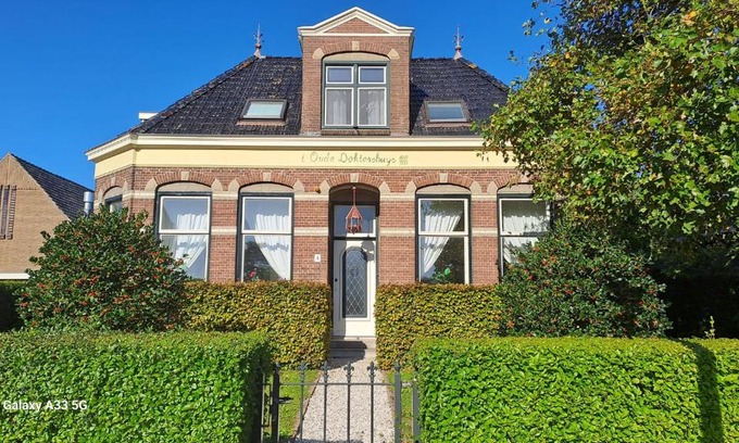 Minnertsga Bed & Breakfast | B&B Het Oude Doktershuys